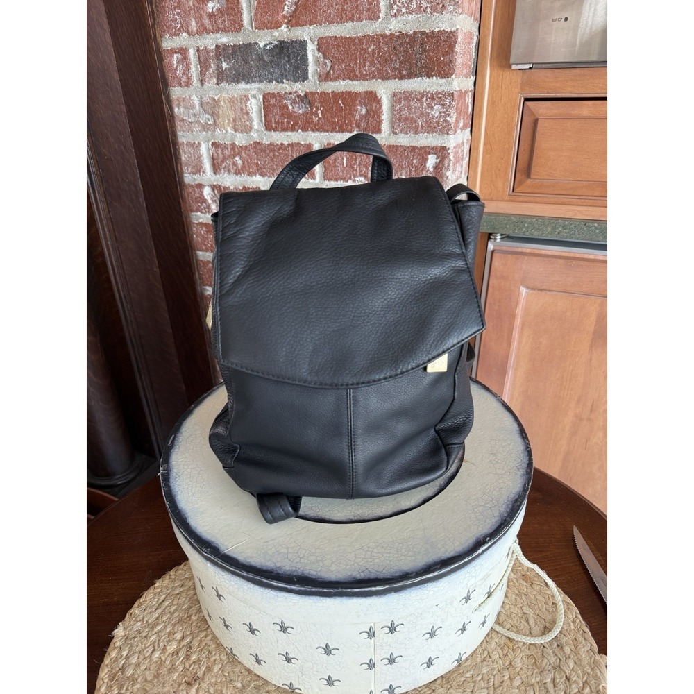 Tignanello Black Leather Sling Backpack Day Pack Handbag Purse Adj Strap